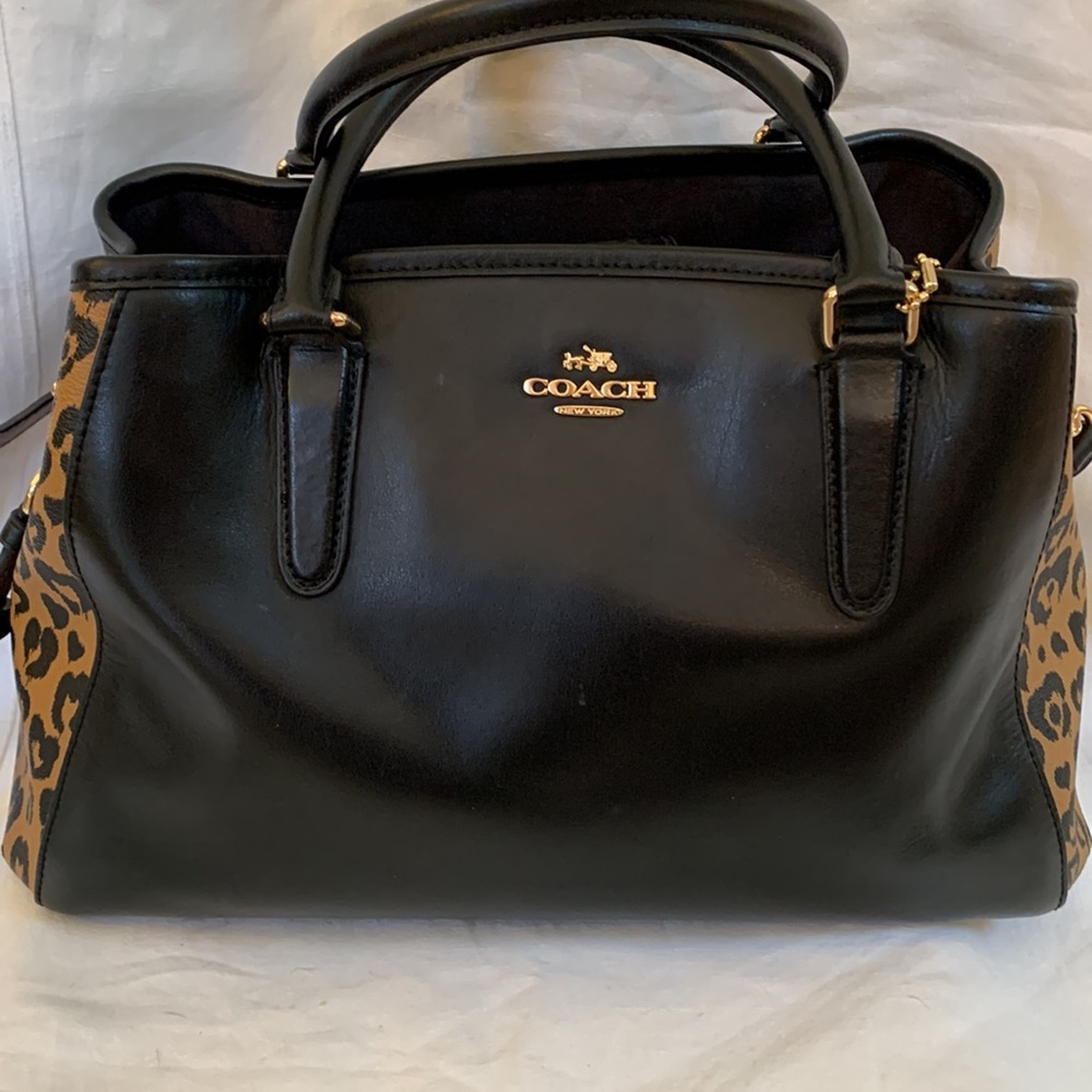 Coach Black Mid size shoulder handbag with detachable strap